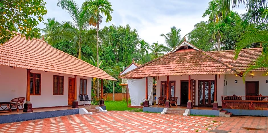 Saro Lake County Hotel