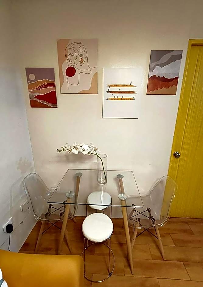 Davao Condo 2BR Pool Wifi Netflix