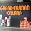 Grand Tasman Hotel
