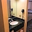 Super 8 by Wyndham Bridgeview of Mackinaw City