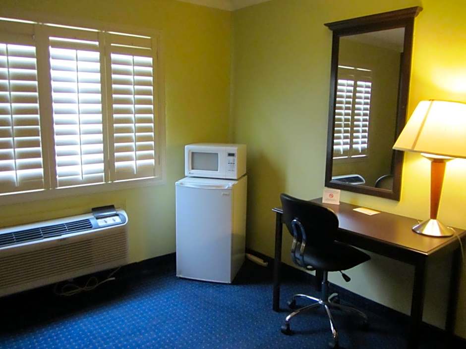 Travelodge by Wyndham Odessa