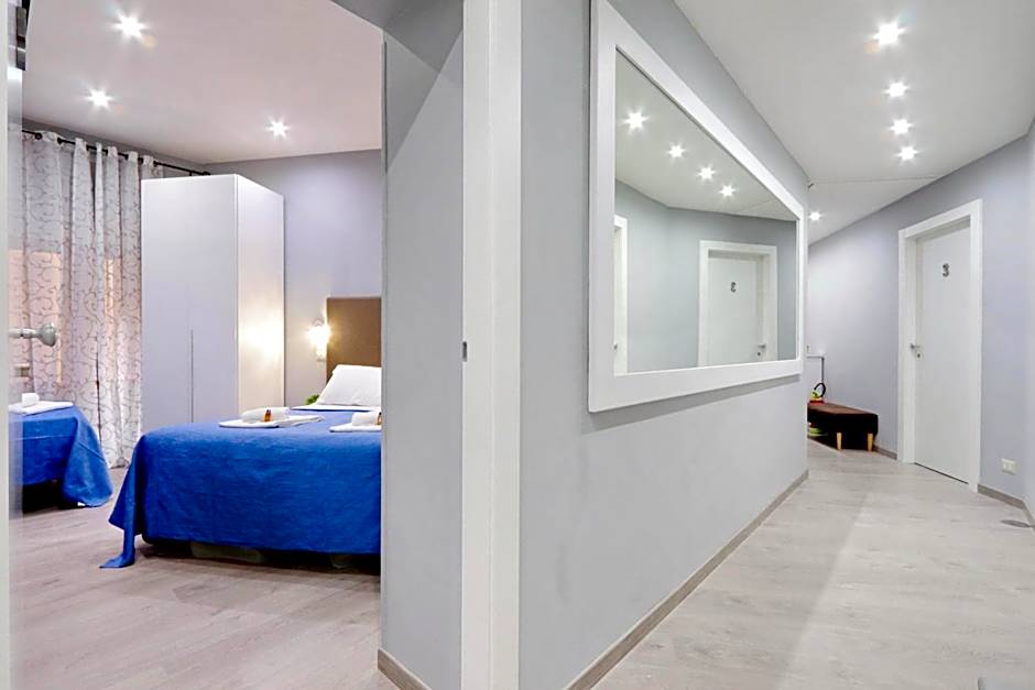 Domus Domas & Boutique - Golden Keys Collection