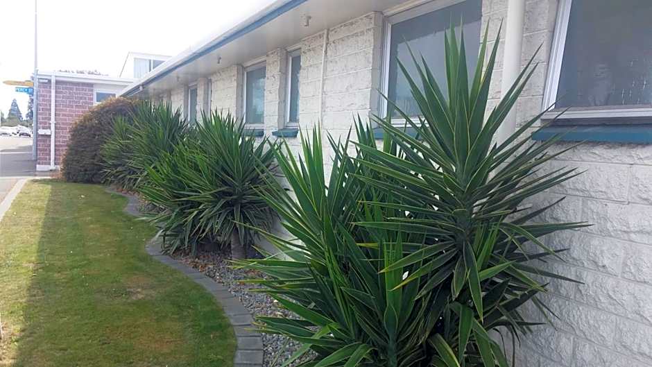 Raymar Motor Inn