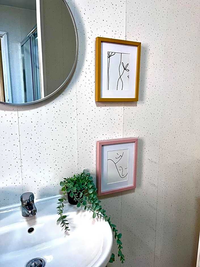 Centrally Located Apartment-free Parking