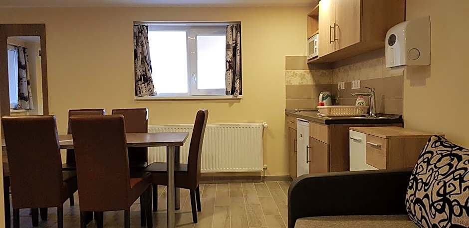 Central Panzió Gyula