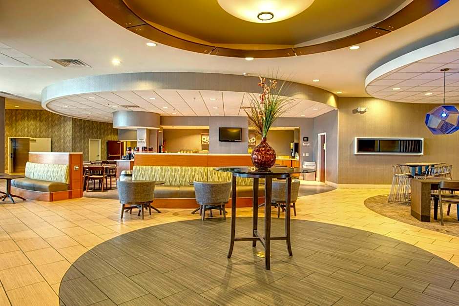 SpringHill Suites by Marriott Lawrence Downtown