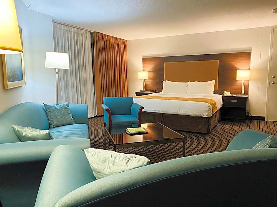 Ramada on the Bay Conference Resort Belleville