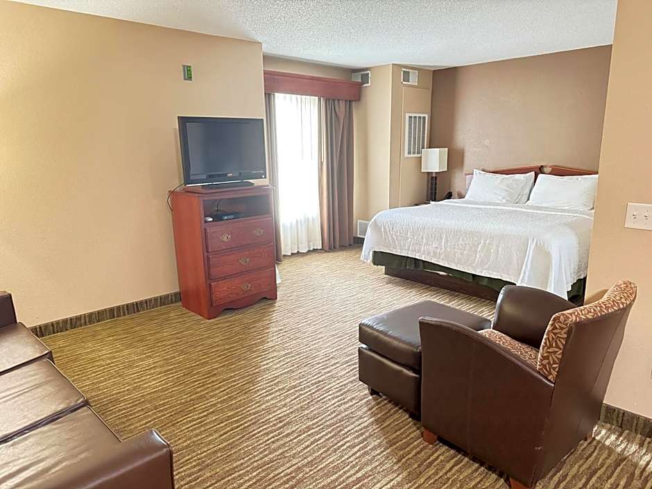 GrandStay Residential Suites Hotel - Eau Claire