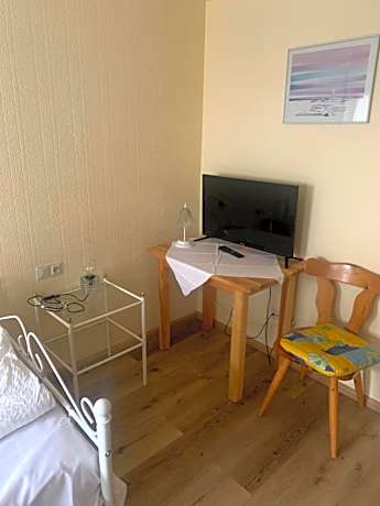 Single Room with Shower