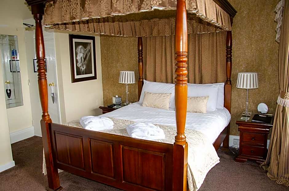 The Lemonfield Hotel