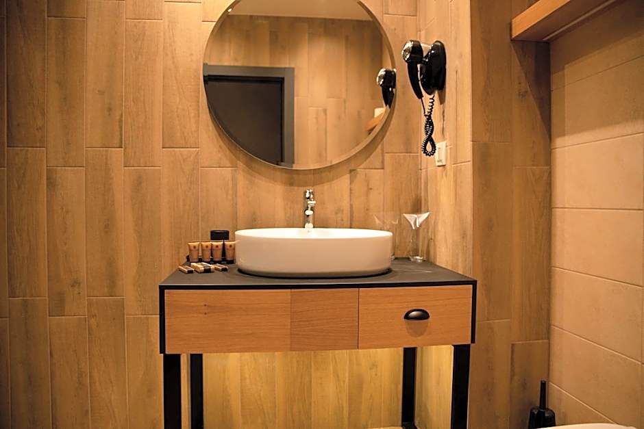 Saint Thomas Holiday Village