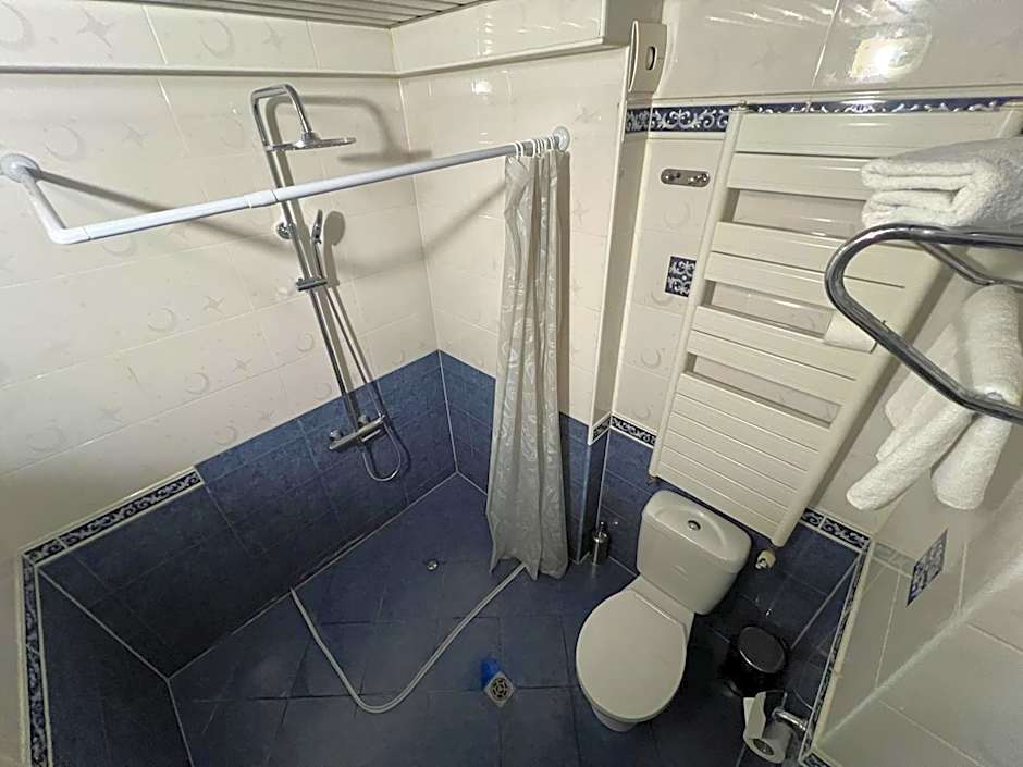 California Hotel
