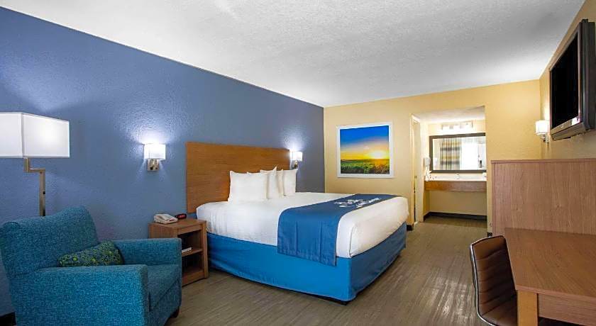 Days Inn by Wyndham Apopka/Orlando