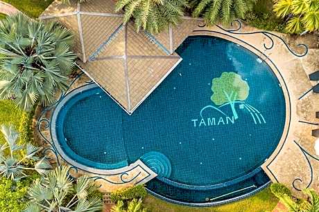 Taman Resort