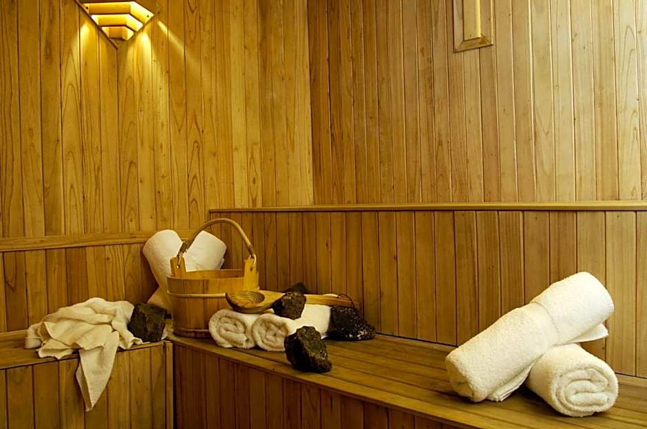 Cilene Del Faro Suites & Spa