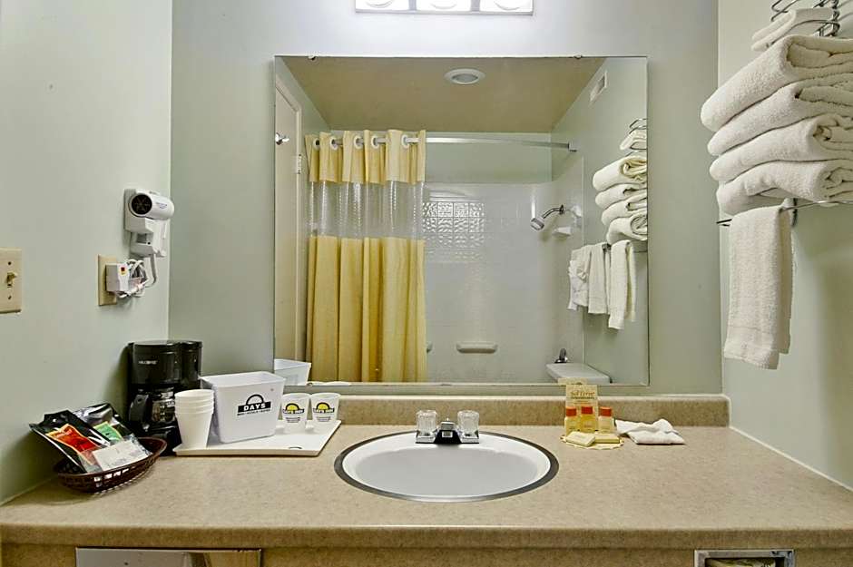 Days Inn by Wyndham Mt. Vernon