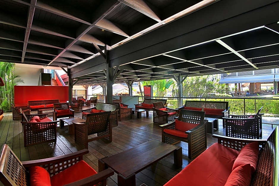 La Creole Beach Hotel & Spa