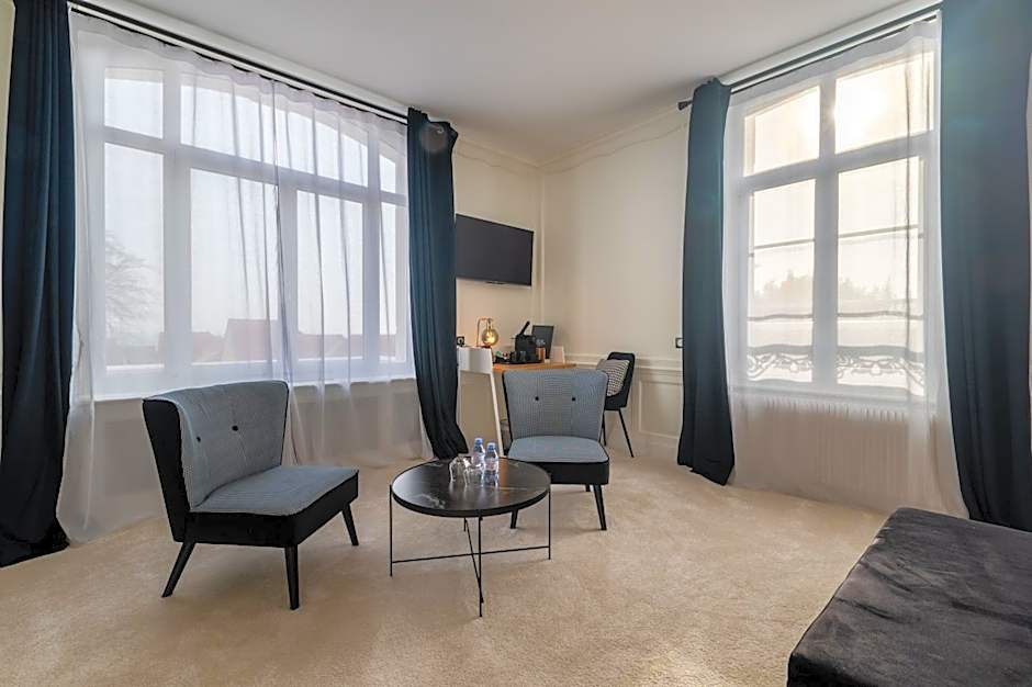 Hôtel Échappée en Baie - Parking privé gratuit dont forfaits bornes électriques réservable