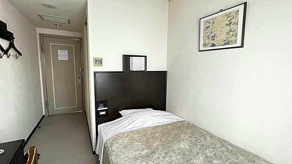 Takada Terminal Hotel