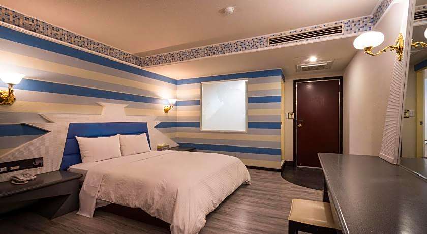 Golden Phoenix Hotel