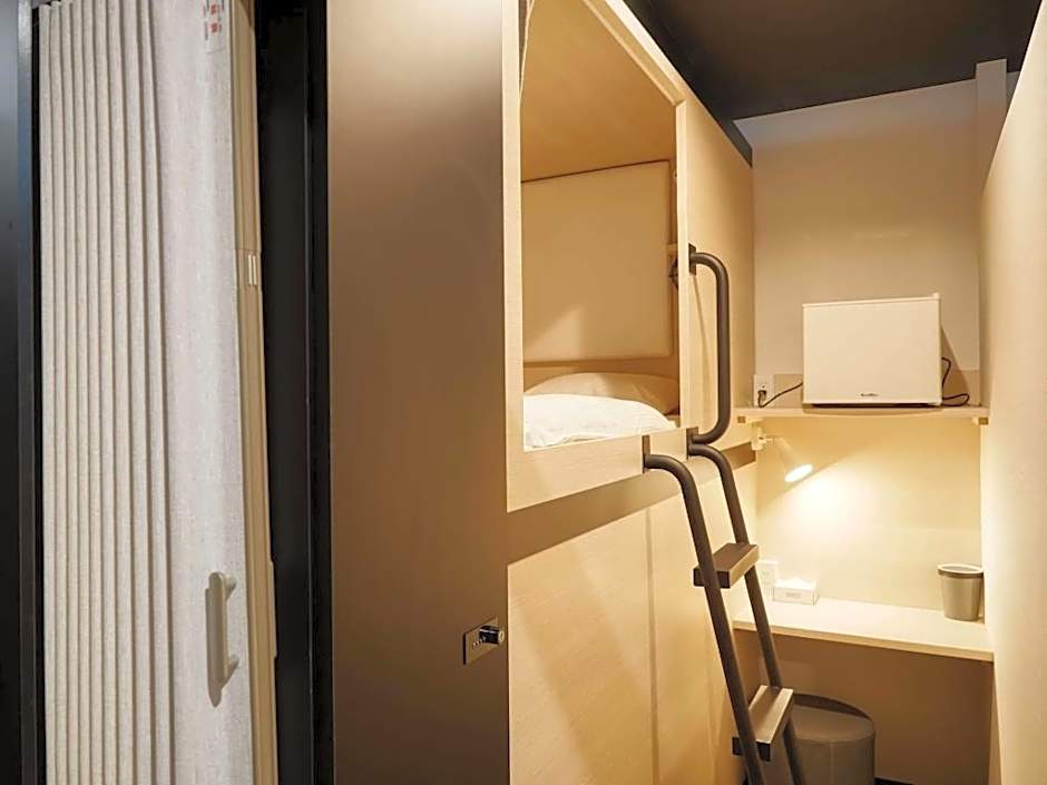 CABIN and HOTEL CONSTANT NAHA