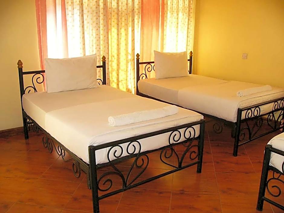 Bright Star Hotel & Safaris