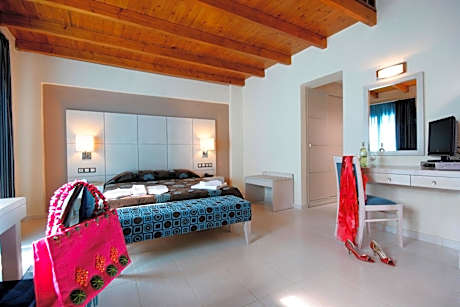 Maisonette with Sea View