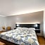 Motel 6-Laredo, TX - North I-35