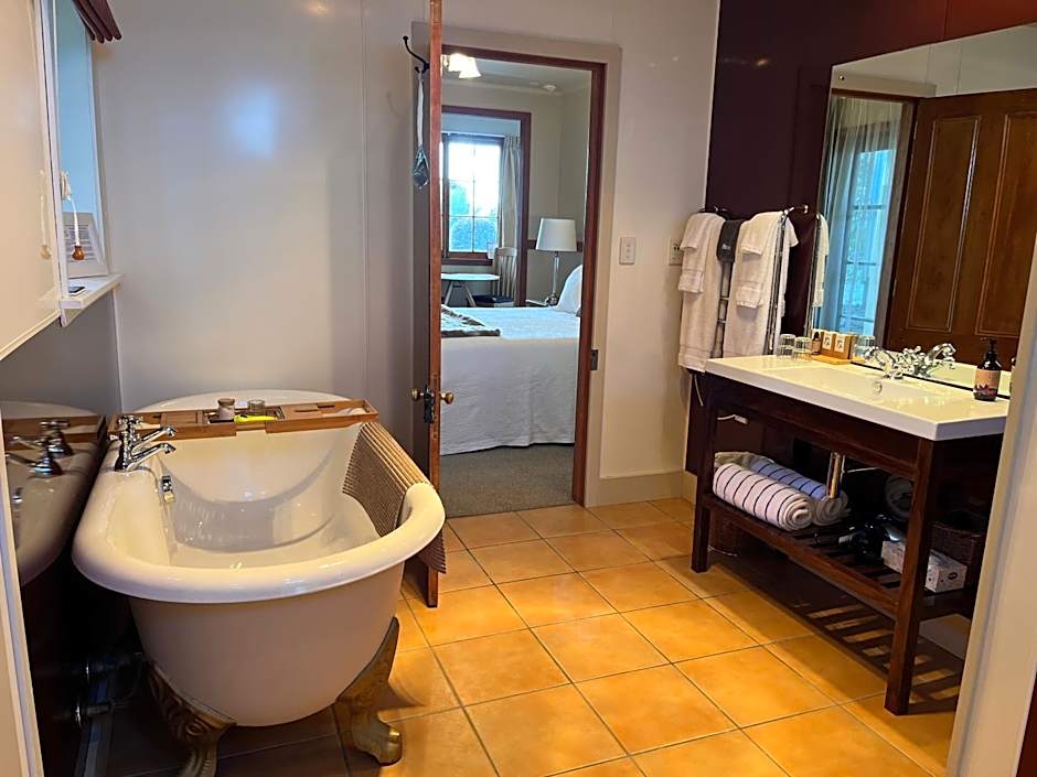Waipoua Lodge