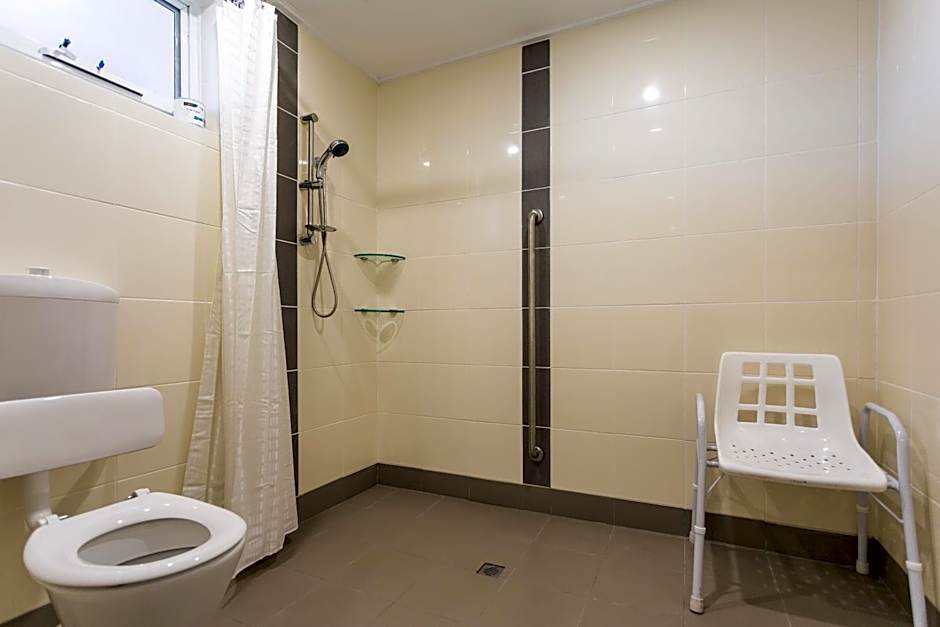 Country Comfort Amity Motel