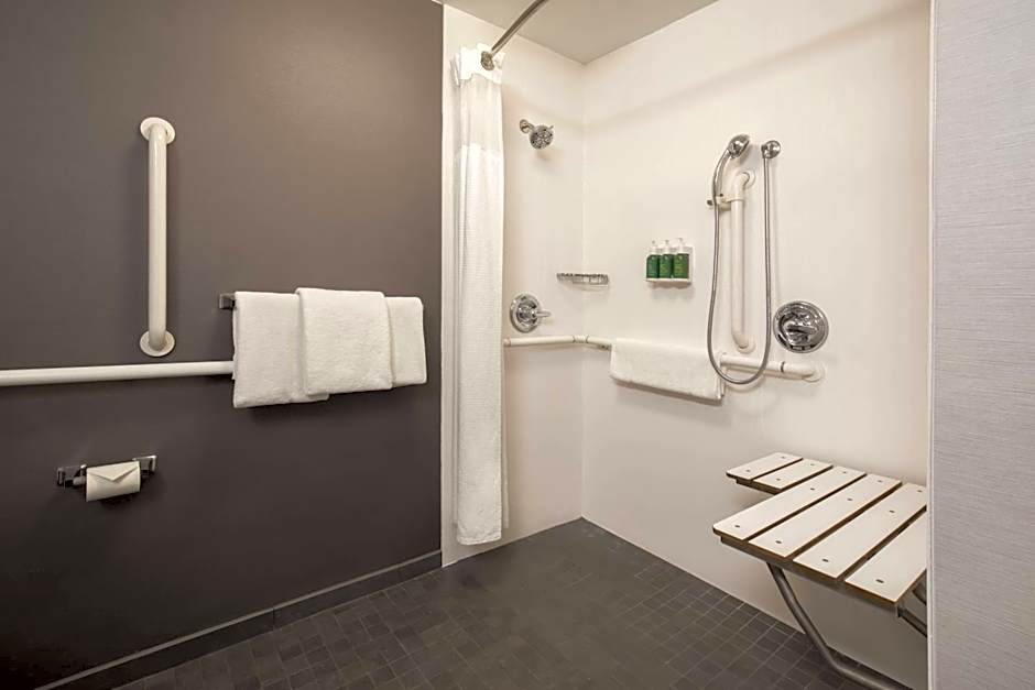 Courtyard by Marriott Tucson Airport