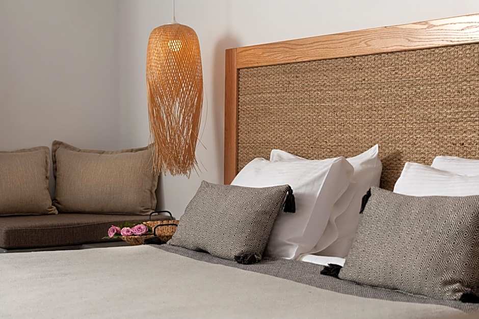 Smy Mediterranean White Santorini