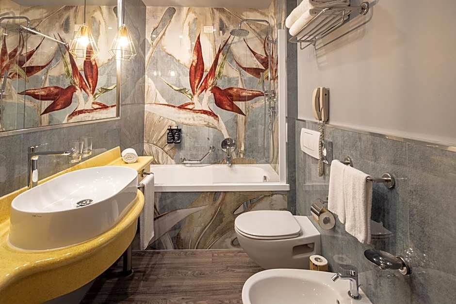 Holiday Inn Milan Garibaldi Station By IHG