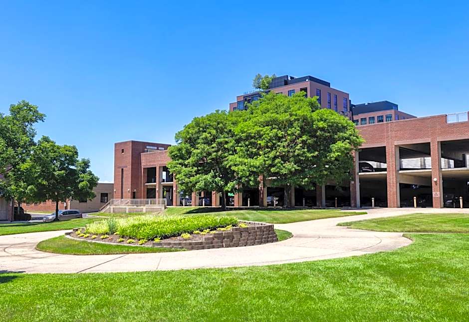 Kellogg Conference Hotel