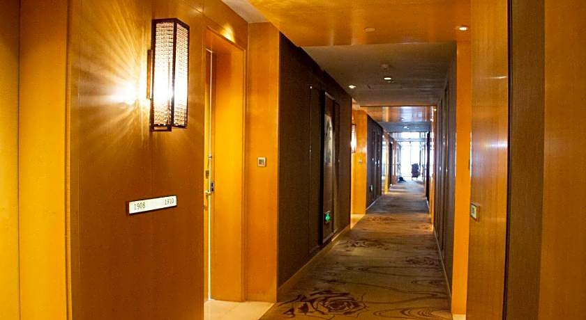 Crowne Plaza Xiangyang By IHG