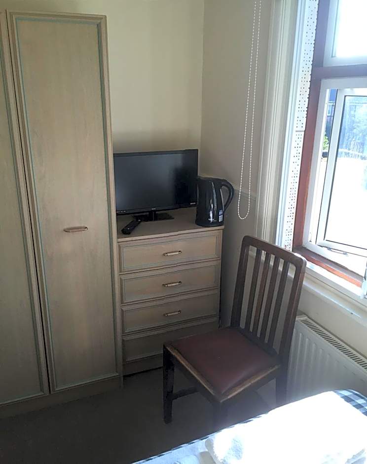 Colnbrook Lodge Guest House