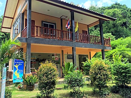 Sandee Bungalow