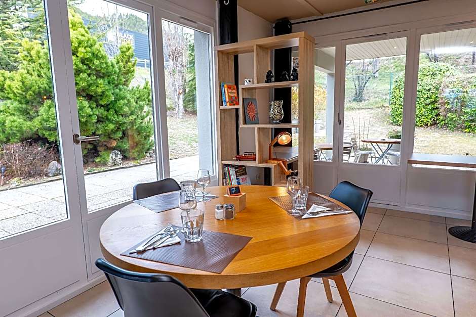 Kyriad Digne les Bains Hotel