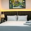 LILLY HOTEL