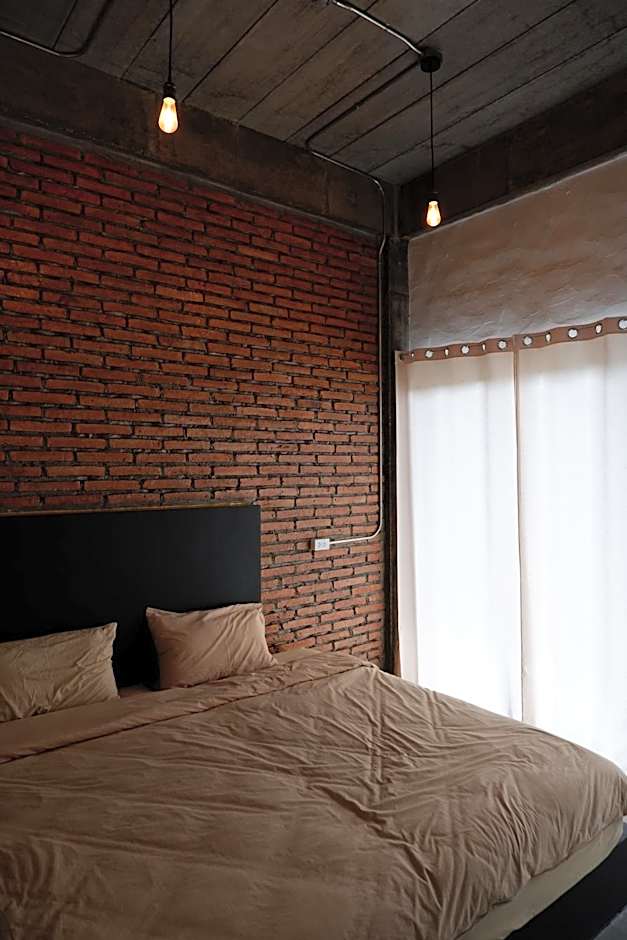 Black Elephant Boutique