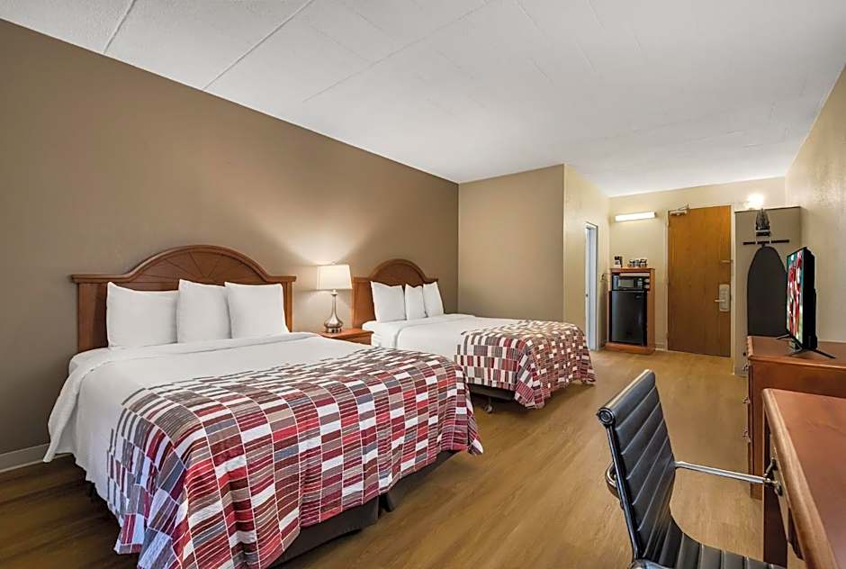 Red Roof Inn & Suites Newark - University