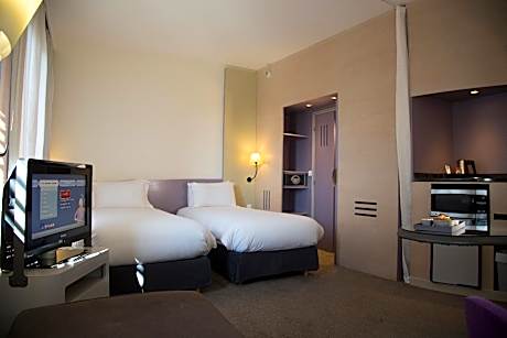 Superior Twin bed