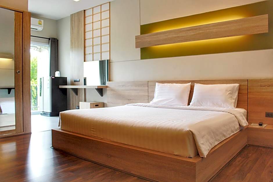 The Zenith Residence Hotel (SHA Extra Plus)