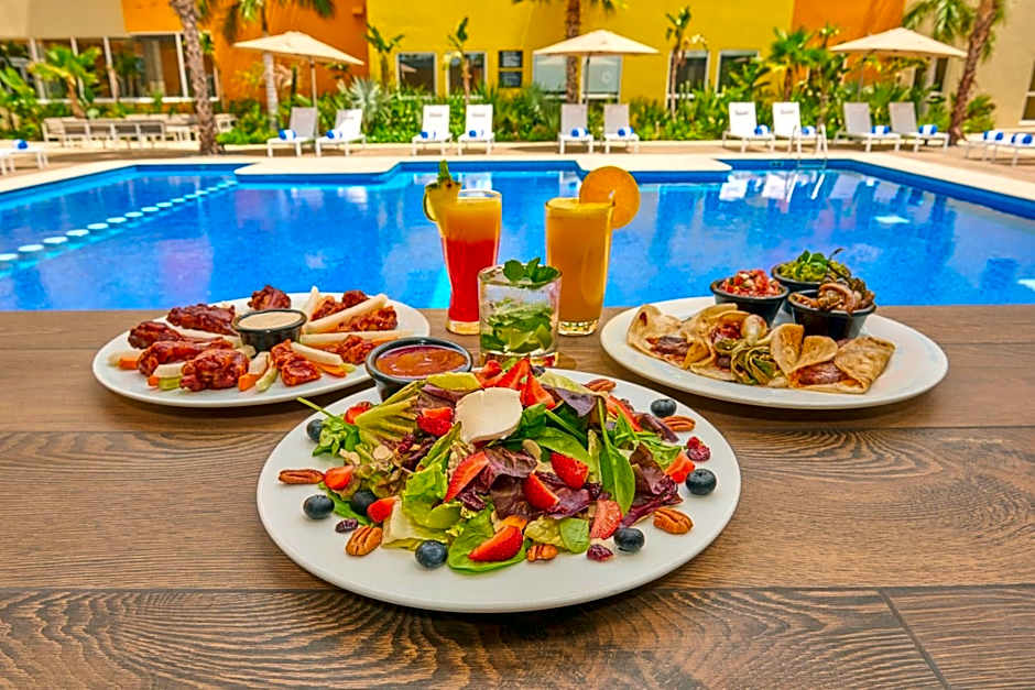 City Express Plus by Marriott Cabo San Lucas