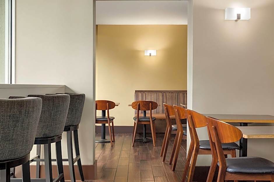 Wyndham Garden Washington DC Area