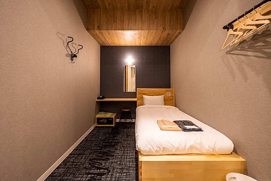 I-LINK HOSTEL & CAFE SHIMANAMI