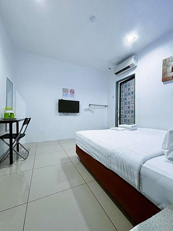 Asia Green Hotel