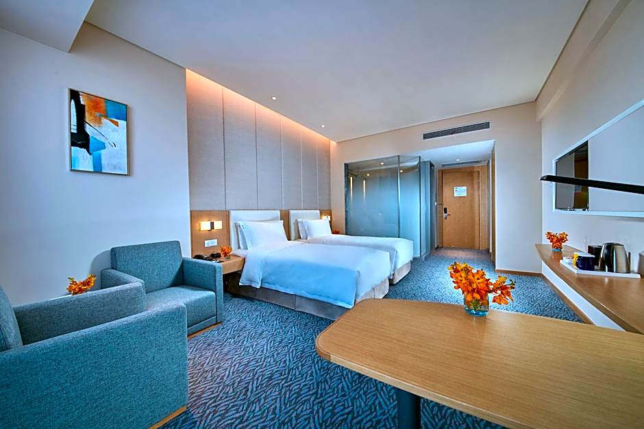 Holiday Inn Express Nantong Textile City By IHG