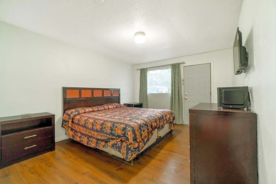 Budget Inn By OYO Palestine TX Hwy 79