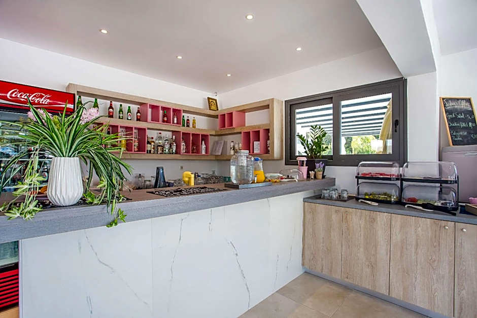 Madison Boutique, Faliraki